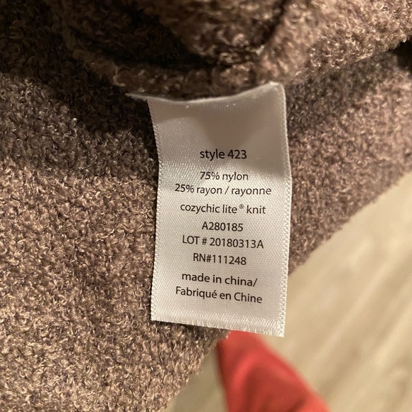 barefoot Dreams Cardigan - Picture 4 of 6